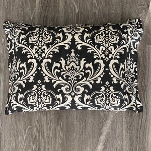 Decorative pillow case